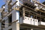 Αβεβαιότητα στον κατασκευαστικό τομέα: Ειδικοί εκτιμούν μεγάλες απώλειες και άνοδο τιμών το 2025