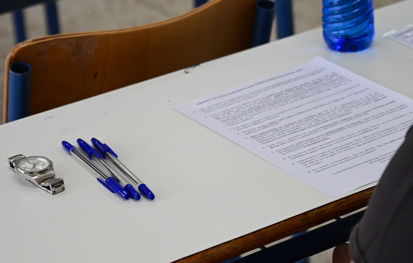 Αποκαλύφθηκε το πρόγραμμα των πανελλήνιων εξετάσεων 2026 – Λεπτομερώς οι ημερομηνίες και τα μαθήματα