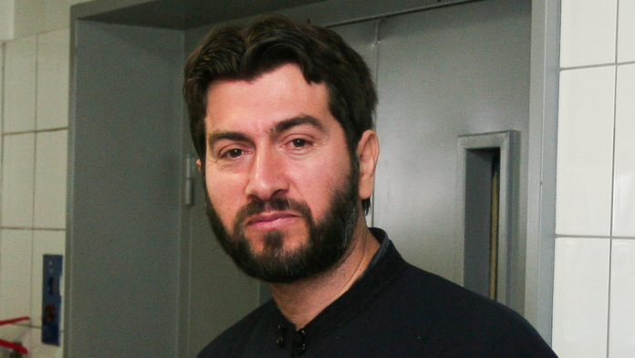 Ο Πάτερ Αντώνιος στο Άγιο Όρος λίγο πριν συνεχιστεί η δίκη του για ασελγείς πράξεις σε ανηλίκους