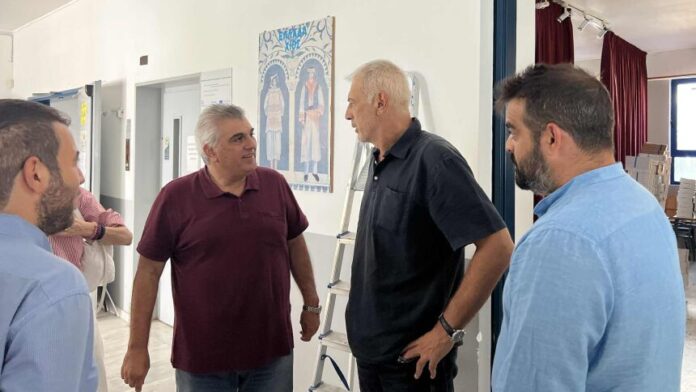 Επιθεώρηση του Δημάρχου Πειραιά σε εκπαιδευτικά ιδρύματα
