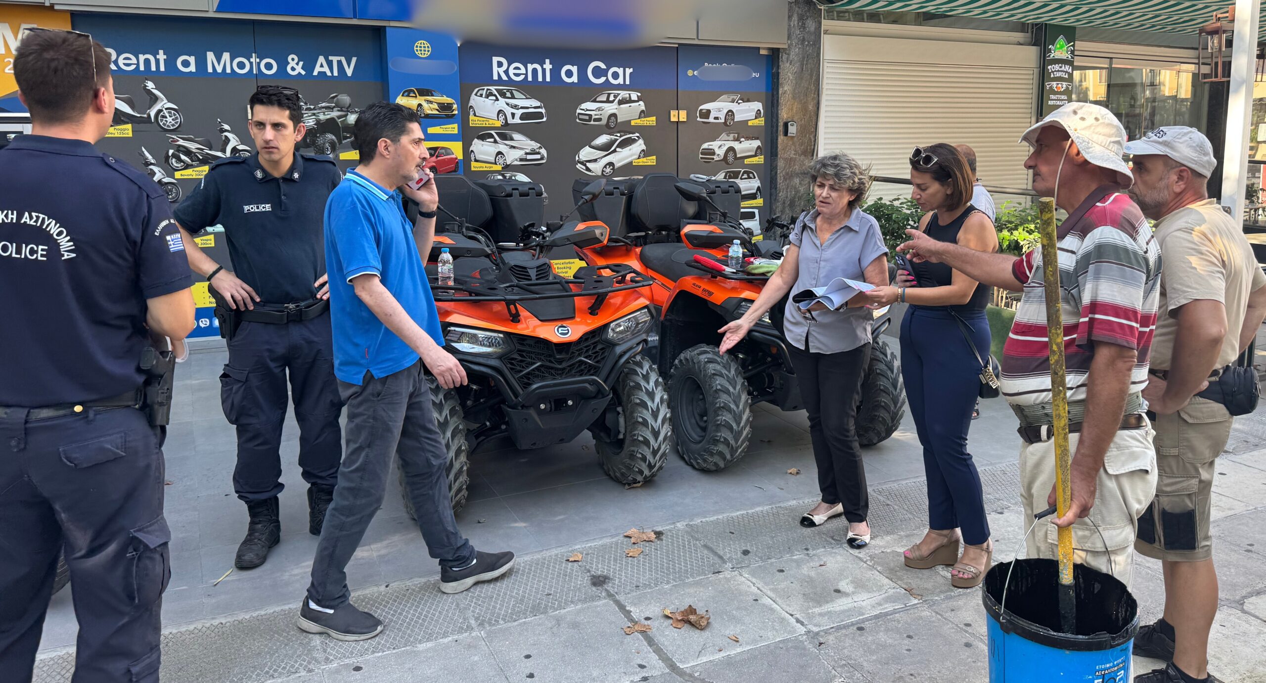 Αφαίρεση αυθαίρετων πινακίδων στάθμευσης στον Δήμο Ρόδου