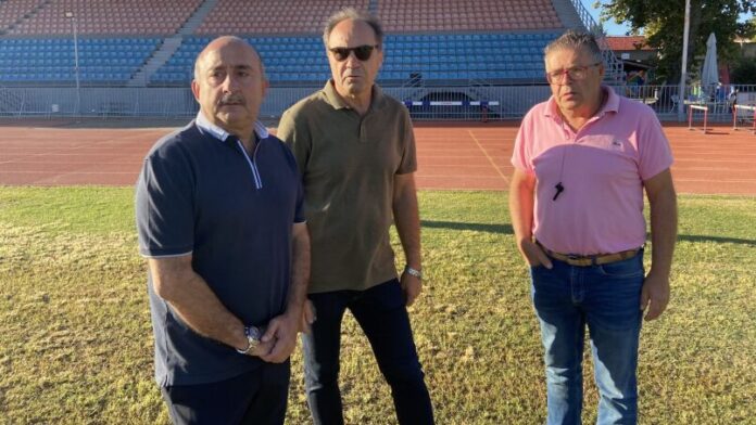 Επίσκεψη Ν. Σακκά στην ανασπορά του Δημοτικού Σταδίου Τρικάλων