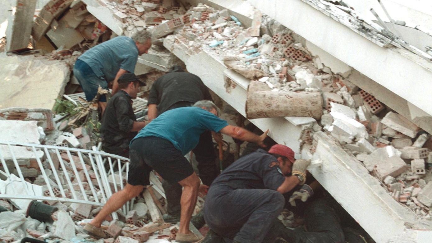 26 χρόνια από τον σεισμό του 1999 στην Αθήνα: 143 θύματα από τη δόνηση των 5,9 Ρίχτερ