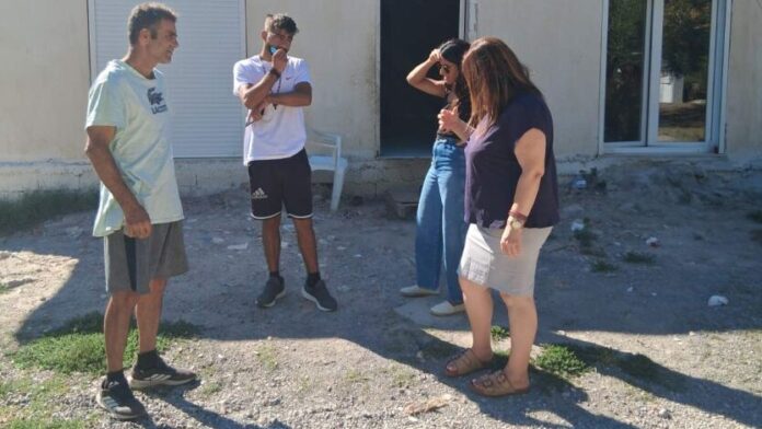 Δ. Σπάρτης: Πληροφόρηση από το Κέντρο Κοινότητας σε Ρομά για το Σχολείο Νέας Ευκαιρίας
