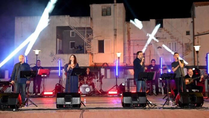 Δ.Μοσχάτου-Ταύρου: Συγκλονιστική συναυλία αφιερωμένη στον Μίκη Θεοδωράκη