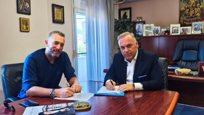 Δ.Θάσου: Συμφωνία για αναμόρφωση παραλιακής οδού στη Σκάλα Ποταμιάς