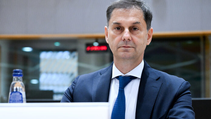 Χάρης Θεοχάρης: Η Ελλάδα εξελίσσεται ραγδαία σε περιφερειακό κέντρο Τεχνητής Νοημοσύνης