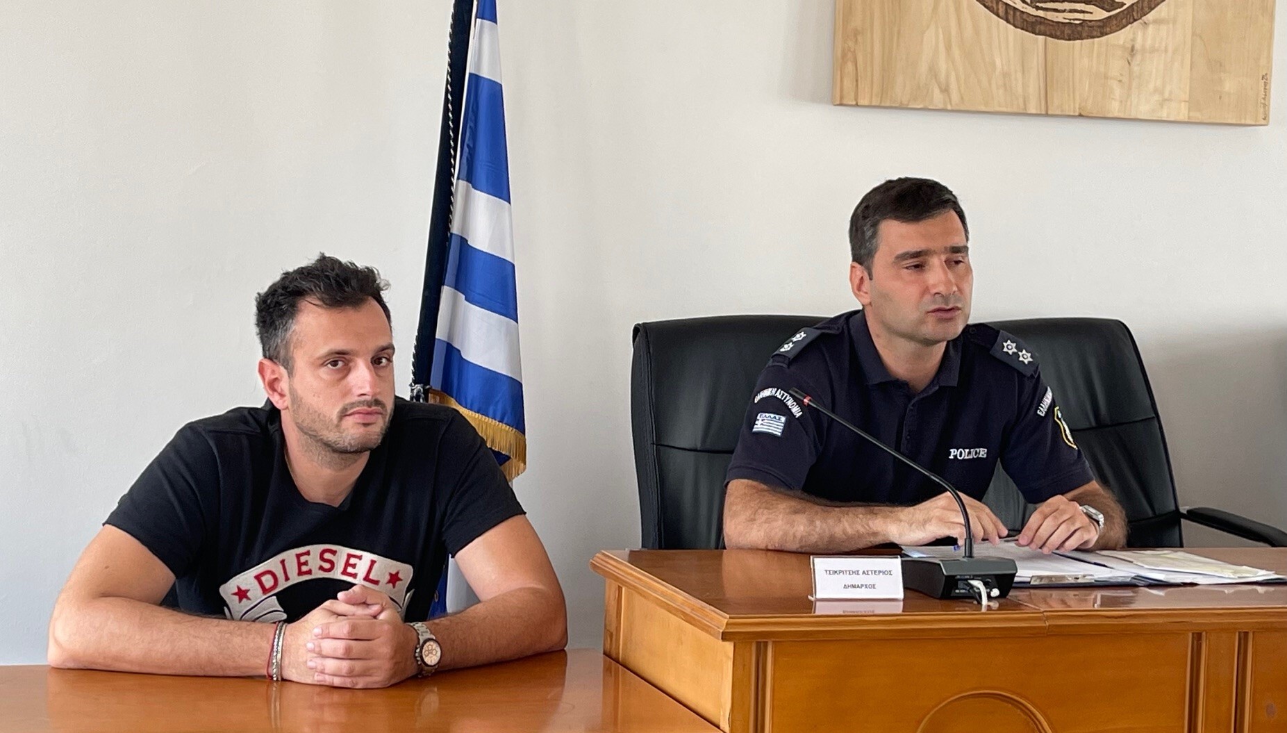 Σύσκεψη Δημάρχου με σχολικούς τροχονόμους στο Δημαρχείο Τυρνάβου