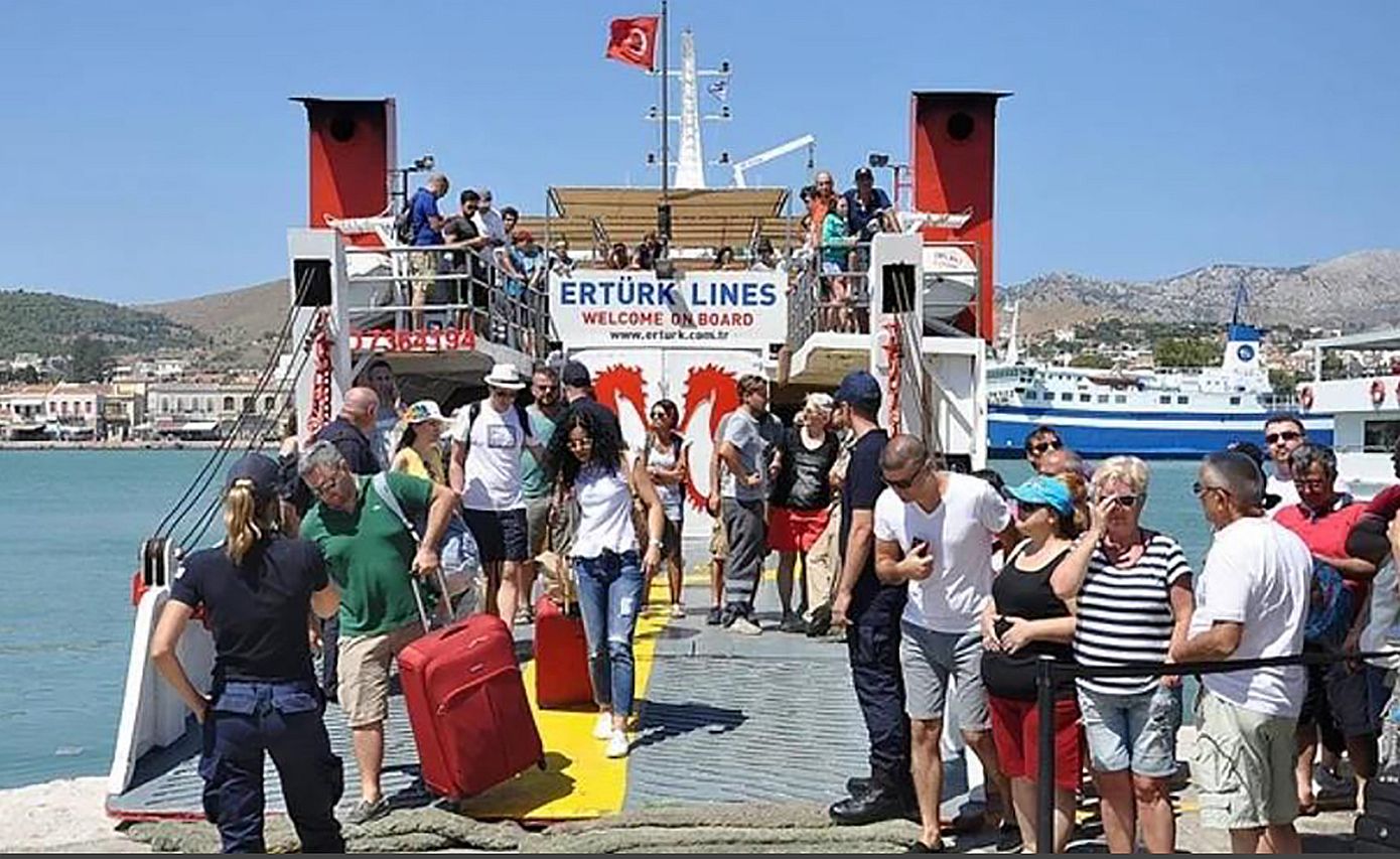 Τούρκοι επισκέπτες στα ελληνικά νησιά – Προβλέψεις για «άνθηση» κρατήσεων