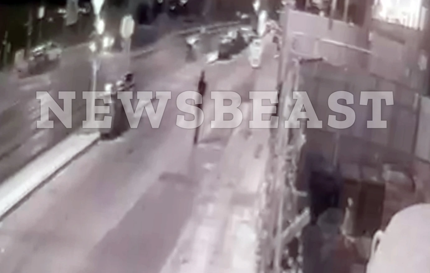 «Οδηγούσε με προσοχή και δεν έτρεχε» – Τι δήλωσε ο γιος της 64χρονης που έχασε τη ζωή της στο τροχαίο στη λεωφόρο Βουλιαγμένης