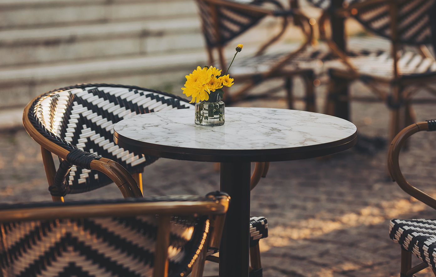 Κλείνουν 38 καταστήματα στην Αθήνα για κατάληψη κοινόχρηστου χώρου – «Παράνομα τραπεζοκαθίσματα θα οδηγούν σε λουκέτο»