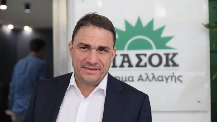ΠΑΣΟΚ: «Η ΝΔ ανακάλυψε τη μεσαία τάξη μετά από 6 χρόνια φορολογικής πίεσης»