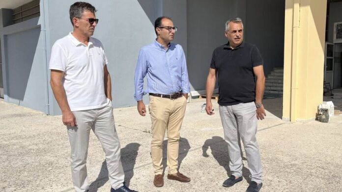 Κ. Τζιούμης: “Αναβαθμίζουμε την καθημερινότητα μαθητών-εκπαιδευτικών”