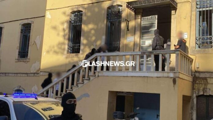 Στον εισαγγελέα οι συλληφθέντες της «μαφίας της Κρήτης» – Ομαδική προσαγωγή στα δικαστήρια, θα αιτηθούν αναβολή