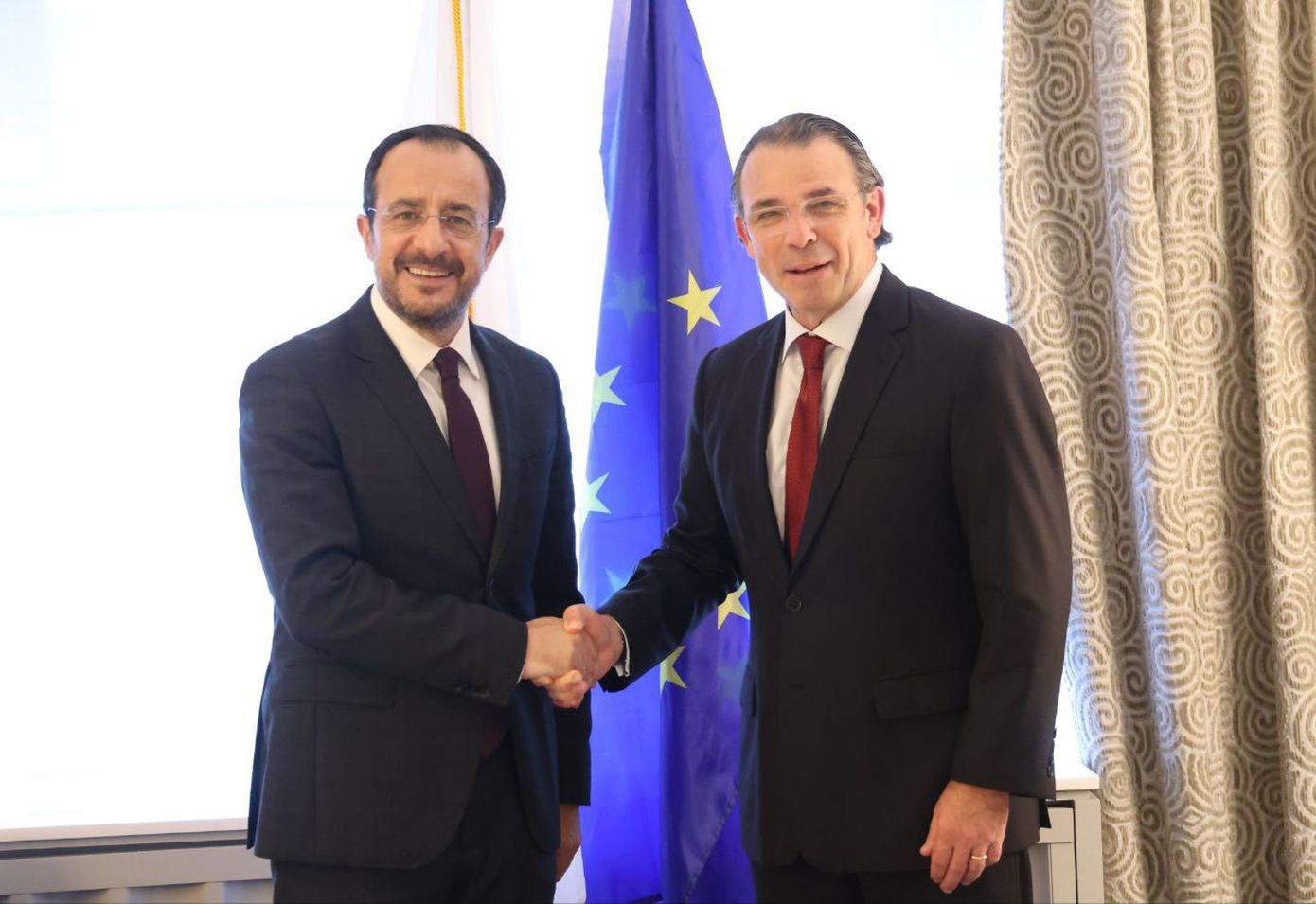 Συνάντηση Χριστοδουλίδη με κορυφαίο στέλεχος της Chevron στη Νέα Υόρκη