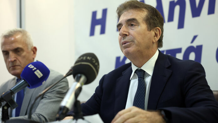 Χρυσοχοΐδης μηνύει τον «κοντό» μαστροπό – «Ο υπουργός Προστασίας του Πολίτη είναι φίλος μου», ισχυριζόταν