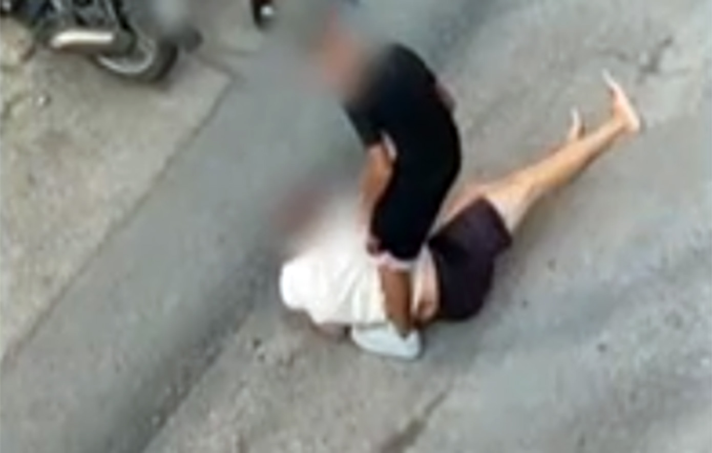 Νέες αποκαλύψεις για τον ξυλοδαρμό στο κέντρο του Ηρακλείου – «Έχω καταθέσει μήνυση» αναφέρει ο πατέρας του 14χρονου