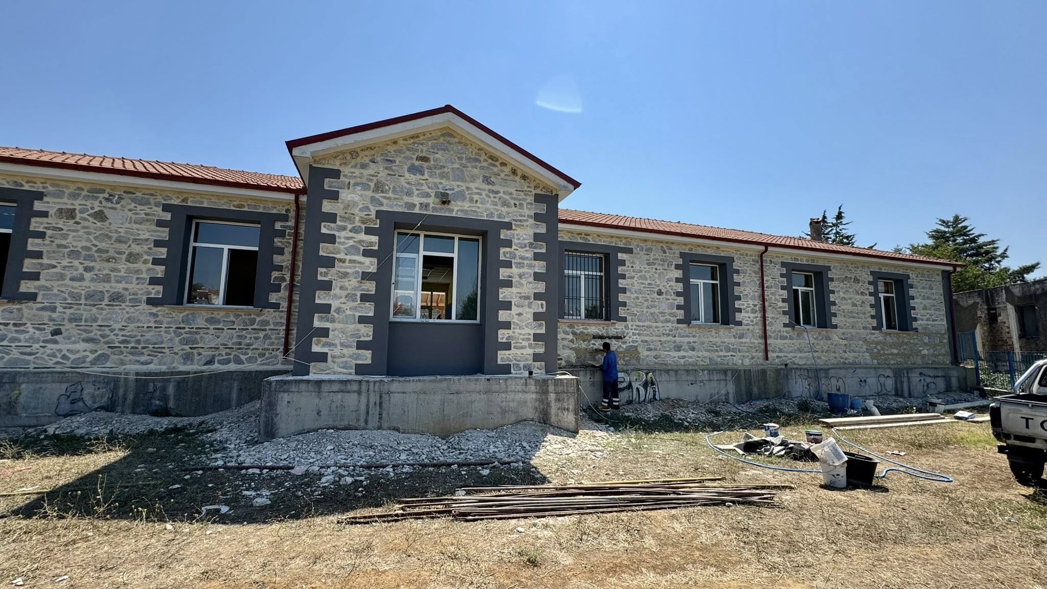 Επενδύοντας στο μέλλον: Η Ελληνικός Χρυσός ανακαινίζει τα σχολεία του Δήμου Αριστοτέλη