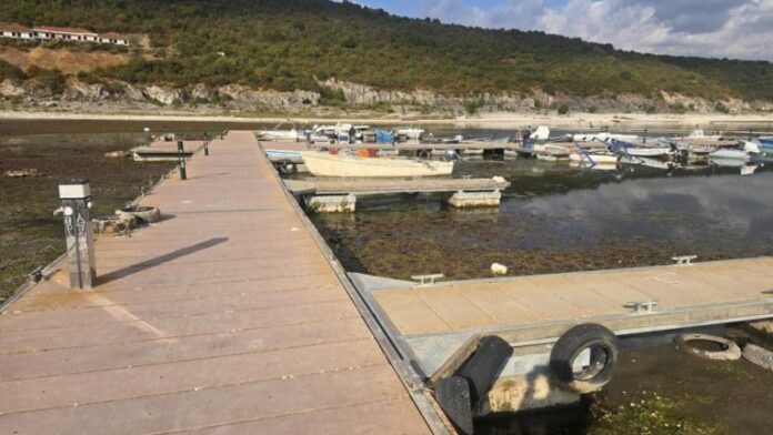 Μείωση της στάθμης της λίμνης Μεγάλης Πρέσπας – Σε κατάσταση συναγερμού η ΔΚ Ψαράδων
