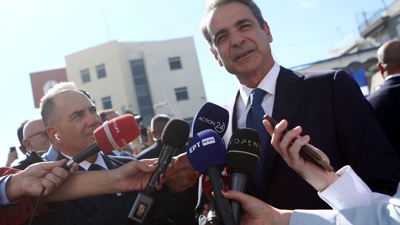 Κυριάκος Μητσοτάκης: «Βιώνουμε δύσκολες εποχές, αλλά η Ελλάδα παραμένει δυνατή και περήφανη»