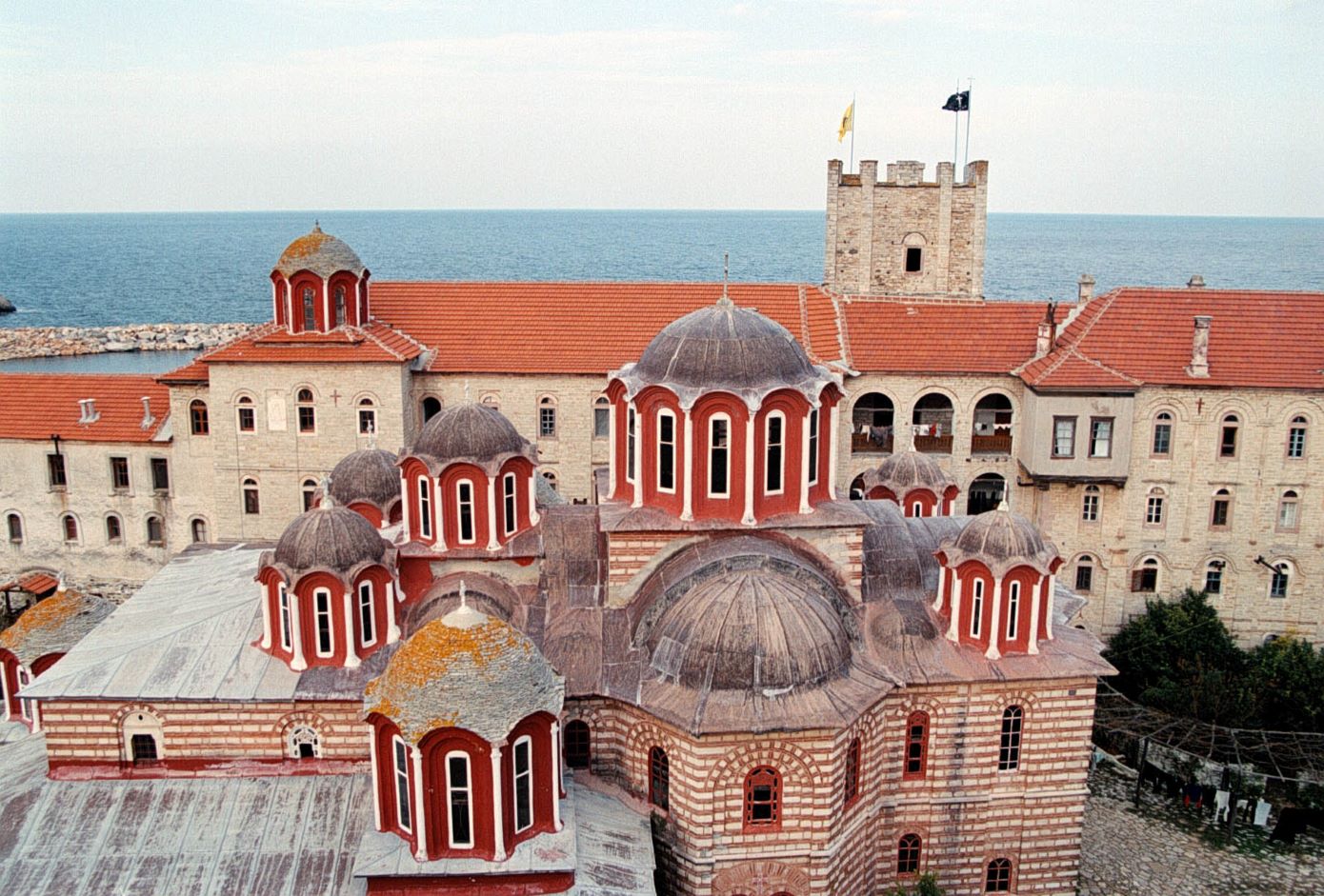 Συνελήφθη στη Θεσσαλονίκη 44χρονος που υποκινούσε βία κατά του ηγούμενου της Ιεράς Μονής Εσφιγμένου Αγίου Όρους