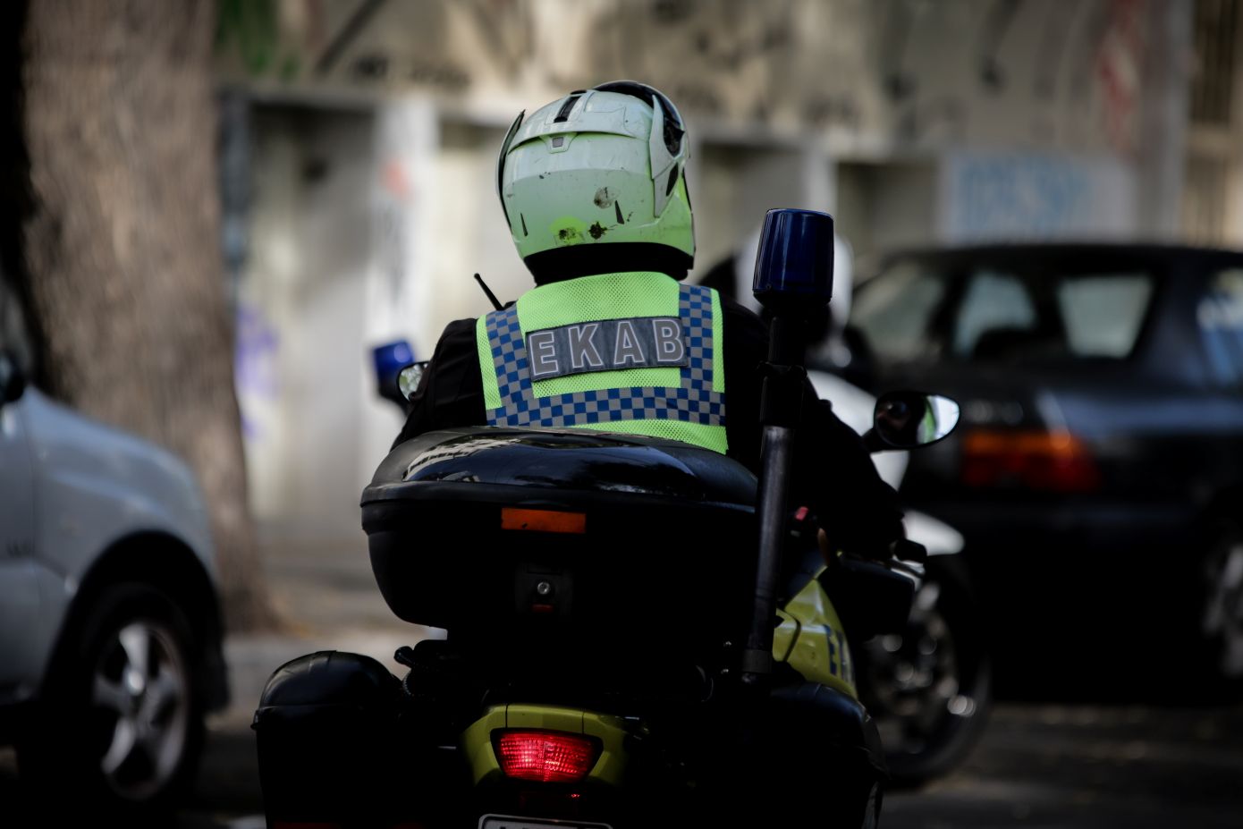 Συγκινητική δήλωση της ΠΟΕΔΗΝ για τον θάνατο του μοτοσυκλετιστή του ΕΚΑΒ που έχασε τη ζωή του εν ώρα καθήκοντος