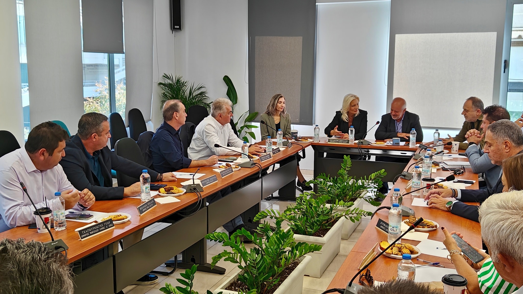Η ΠΕΔ Στερεάς Ελλάδας συνεδρίασε με τη συμμετοχή της νέας Γραμματέως Αποκεντρωμένης Διοίκησης