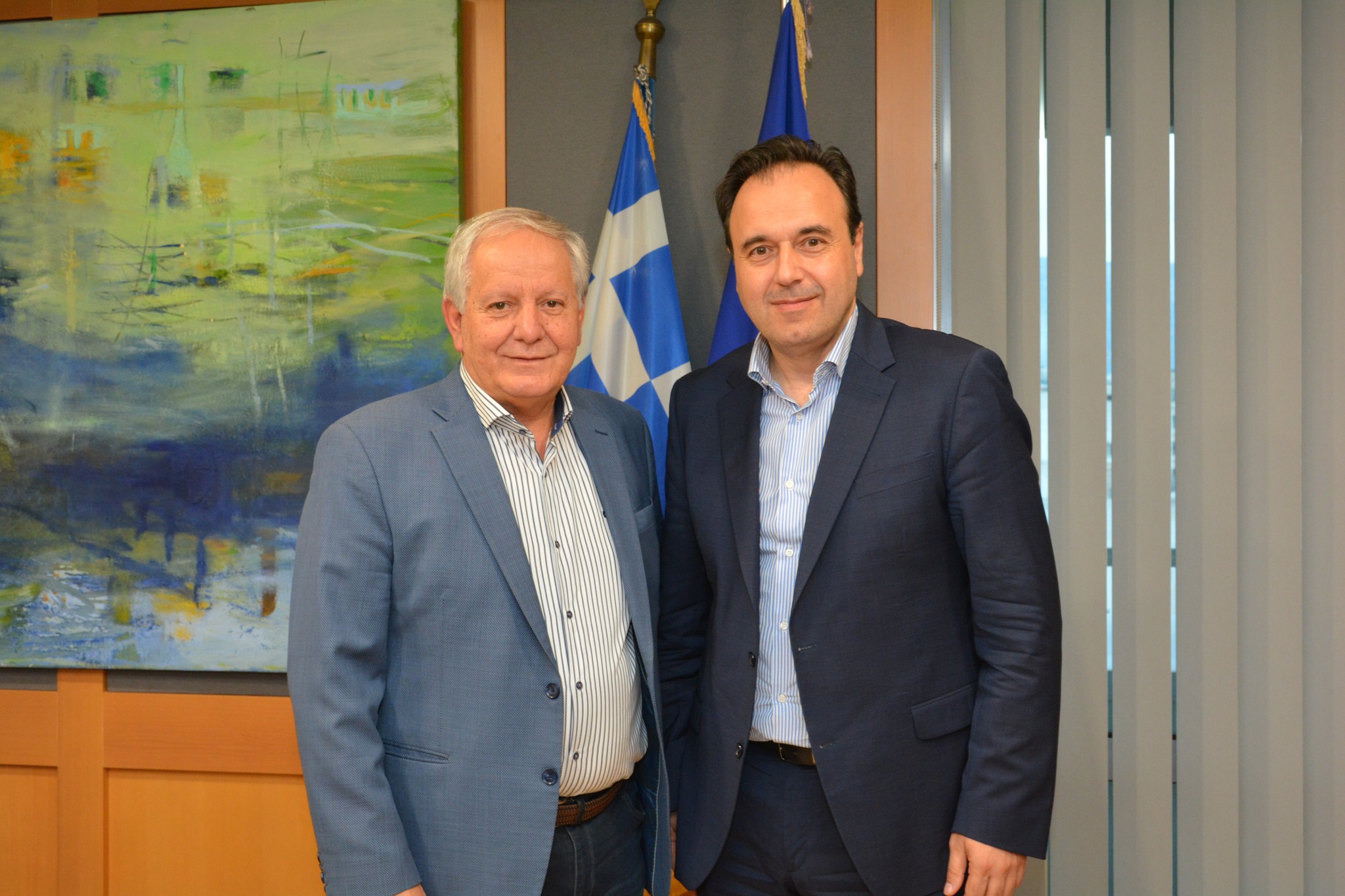 Ο Δήμαρχος Καλλιθέας απευθύνθηκε στον Υπουργό Ψηφιακής Διακυβέρνησης για λύσεις στις ατέλειες των έργων οπτικών ινών