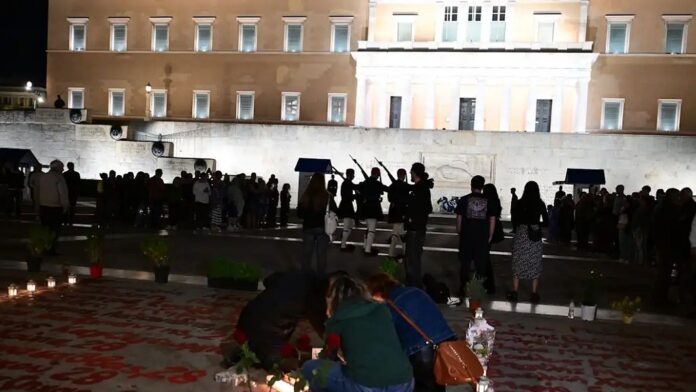 «Αποφύγετε τις προκλήσεις» Κατευθύνσεις προς την Ελληνική Αστυνομία για τις τελετές μπροστά στον Άγνωστο Στρατιώτη
