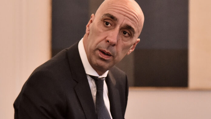 Μπρατάκος: Από τη σταθερότητα στην ανάπτυξη – Ώρα για βαθιές μεταρρυθμίσεις