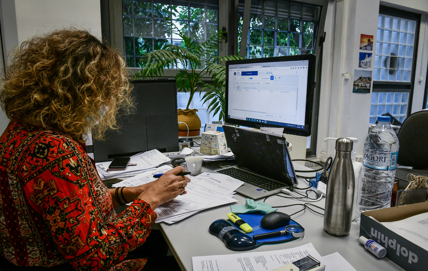 Νέος κύκλος αξιολόγησης δημόσιων υπηρεσιών: Από Νοέμβριο οι πολίτες βαθμολογούν ξανά