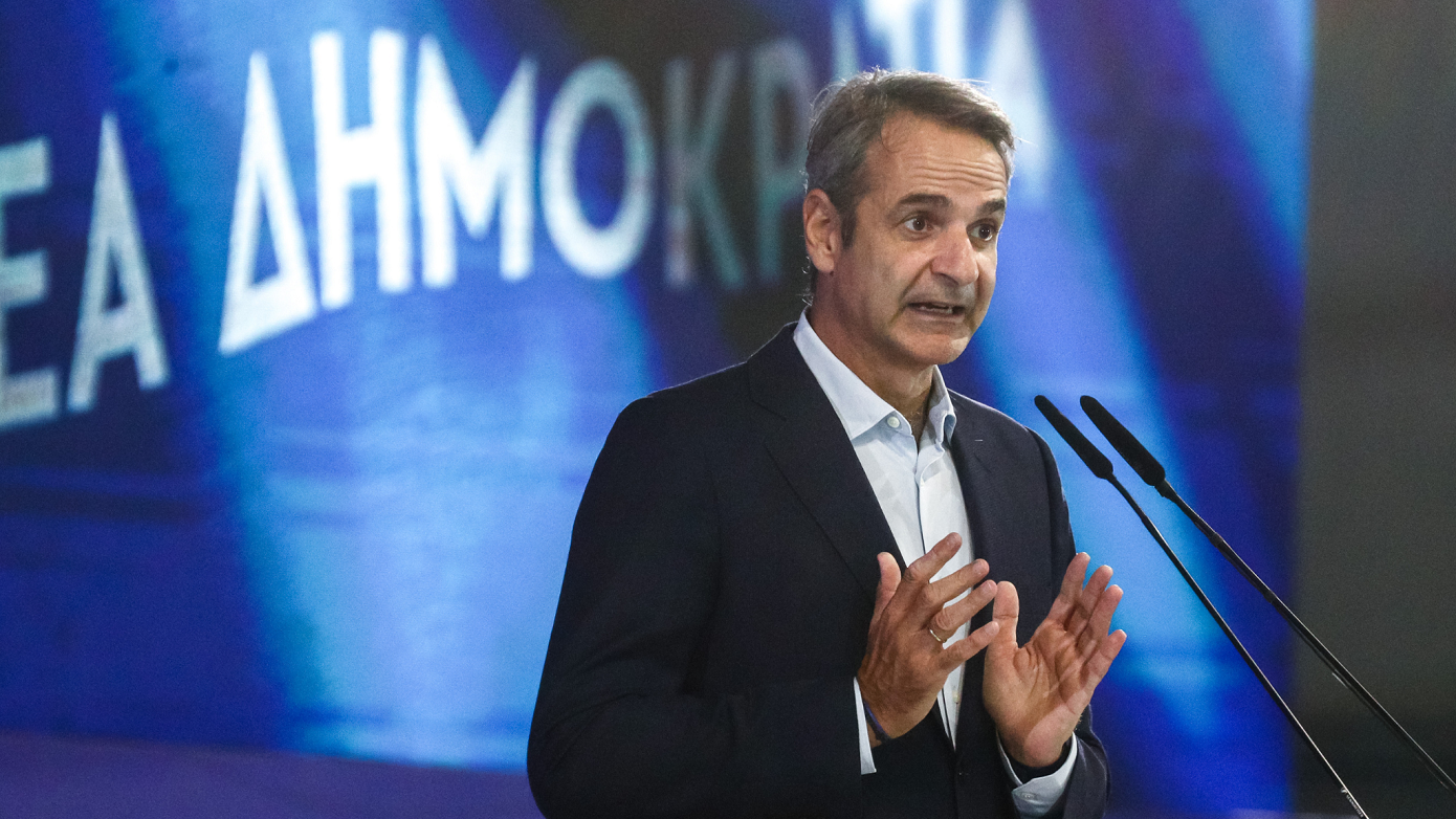 Γενέθλια με ορίζοντα τις εκλογές του 2027: Τα μηνύματα Μητσοτάκη στους νέους της ΟΝΝΕΔ – Στην Αμοργό ο πρωθυπουργός σήμερα