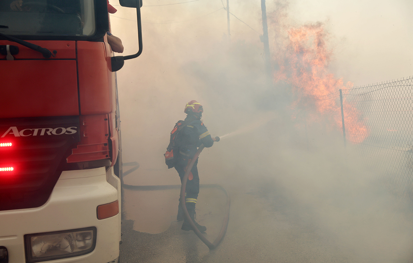 Πυρκαγιά σε χορτολιβαδική περιοχή στα Ανώγεια