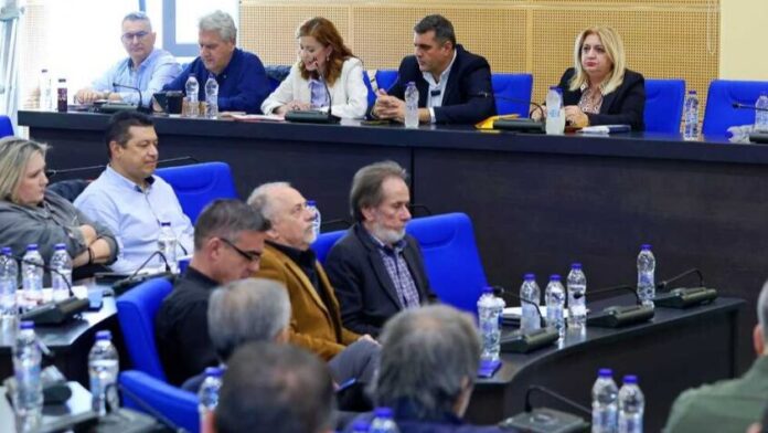 Η Περιφέρεια Θεσσαλίας ιδρύει Κέντρο Ψηφιακής Εκπαίδευσης στο Βόλο