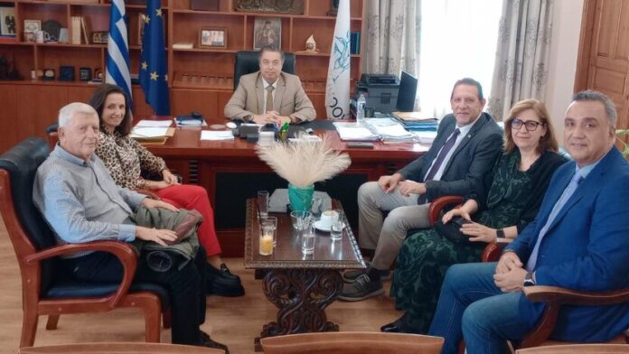 Δ.Ζακύνθου: Σύμπραξη με το Ιόνιο Πανεπιστήμιο για εκπαίδευση και βελτίωση υπηρεσιών