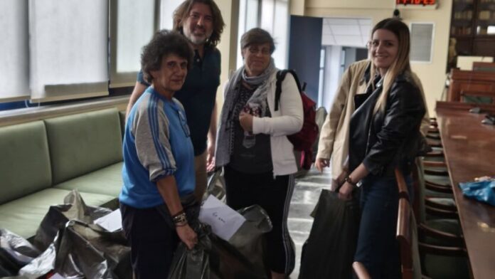 Ο Δήμος Ζωγράφου παρέδωσε αθλητικό υλικό στα σχολεία της πόλης