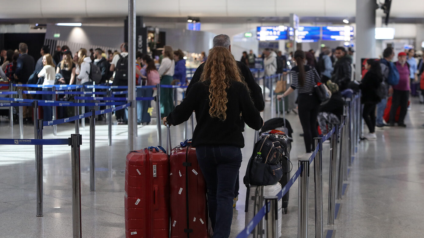 Σχεδόν 25 εκατομμύρια ταξιδιώτες επισκέφτηκαν την πατρίδα μας στο οκτάμηνο Ιανουαρίου – Αυγούστου 2025