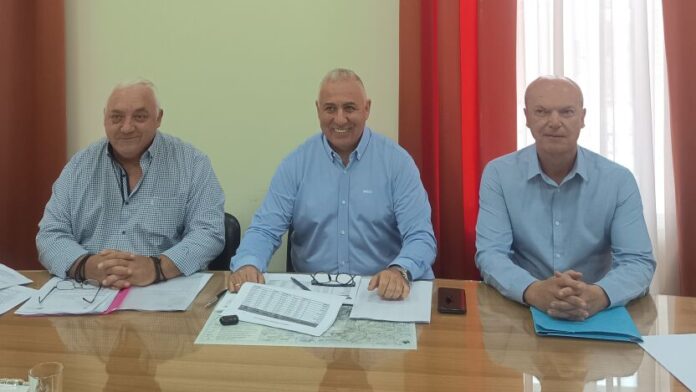 Περικοπές δημοτικών τελών το 2026 στον Δήμο Αιγιαλείας