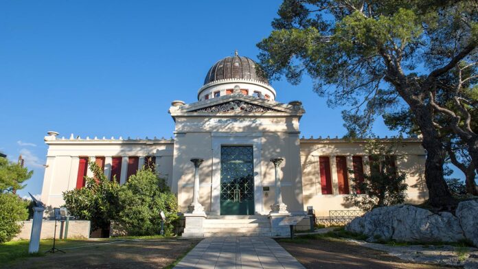 Αλλαγή ώρας: H εποχή που οι ωρολογοποιοί πήγαιναν στο Αστεροσκοπείο για τον συγχρονισμό των ρολογιών