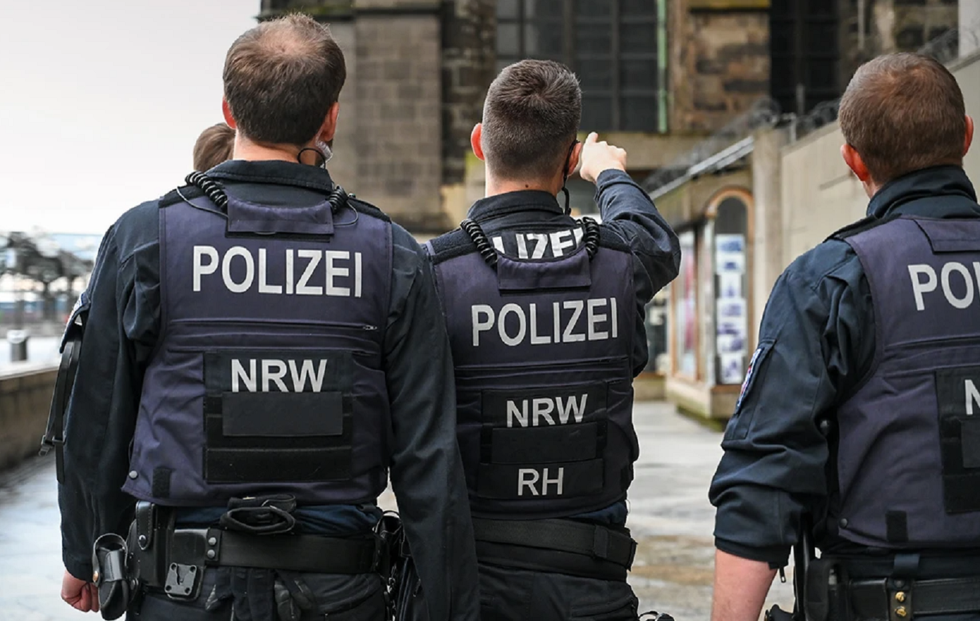 Πυροβολισμοί σε αγορά στη Γερμανία – Ο δράστης παραμένει ασύλληπτος