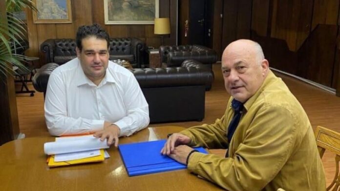 Σύσκεψη Δημάρχου Βόλου με τον Υπουργό Εσωτερικών