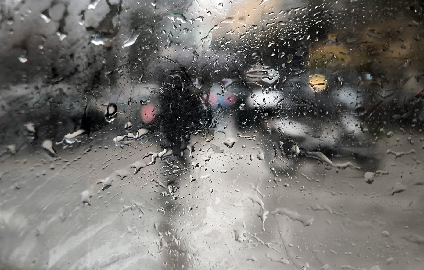 Καιρός: Η κακοκαιρία πλήττει τη χώρα με έντονες βροχοπτώσεις και παγερό κρύο – Ποιες περιοχές θα επηρεαστούν σήμερα περισσότερο;