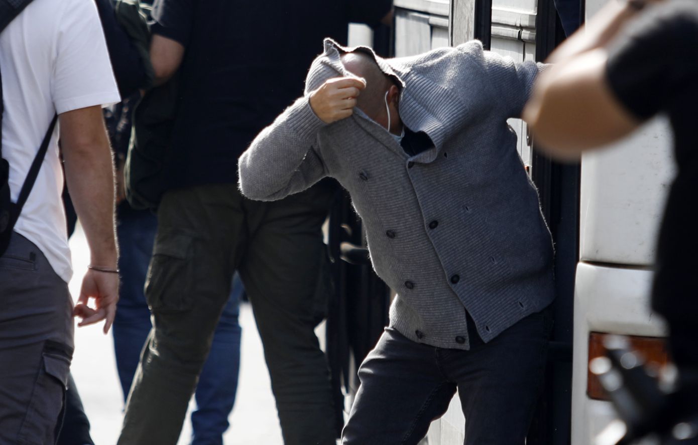 Καυτοί διάλογοι από το κύκλωμα των εικονικών τιμολογίων – «Θέλω να εκδώσουμε 150 χιλιάρικα»