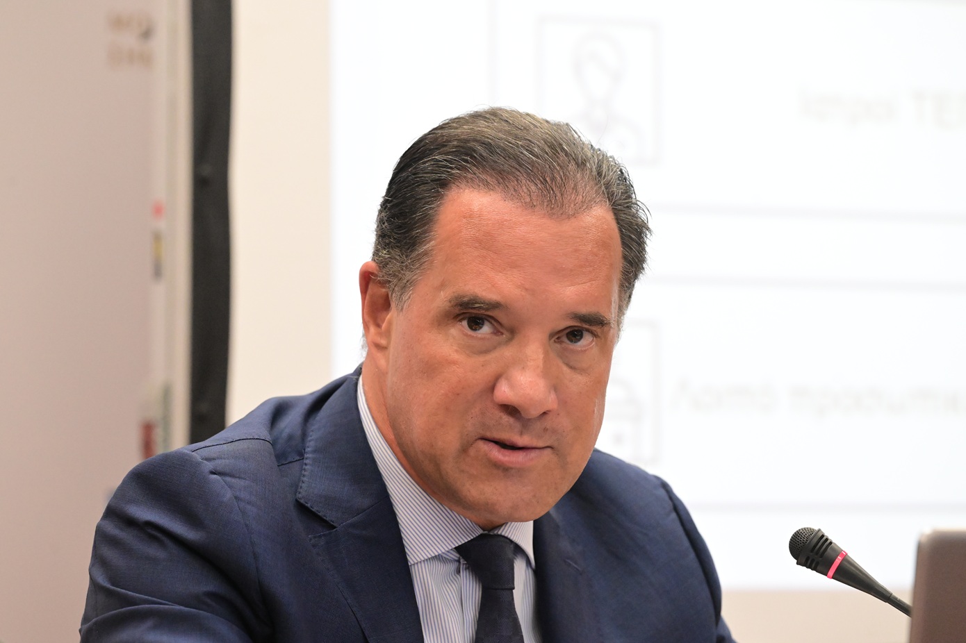 Γεωργιάδης: Μεγάλη μείωση στον χρόνο αναμονής των ασθενών στα Επείγοντα, μετά την εφαρμογή του προγράμματος με το βραχιολάκι