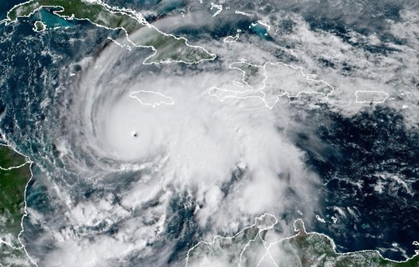 Ο τυφώνας Melissa απειλεί Τζαμάικα και Κούβα με πλημμύρες και κατολισθήσεις – Ίσως η πιο ισχυρή καταιγίδα στην ιστορία της περιοχής