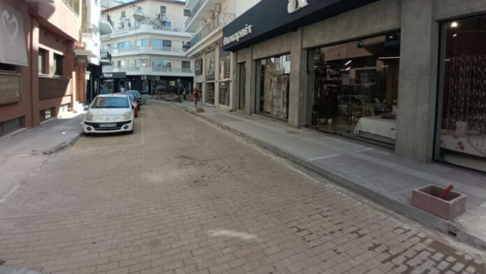 Διαθέσιμες οι ανανεωμένες οδοί στο κέντρο της Καλαμάτας