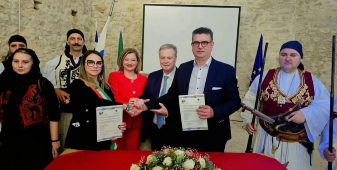 Ανδραβίδα-Κυλλήνη και Crotone Συμμαχούν Δυναμικά!