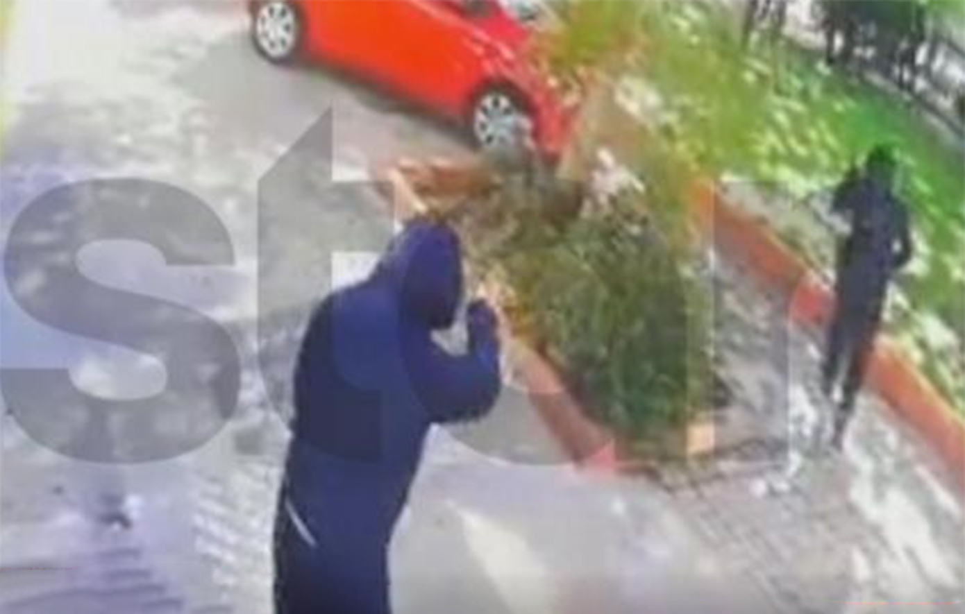 Αποκαλυπτικό βίντεο από την επιδρομή κουκουλοφόρων σε σχολείο στο Περιστέρι