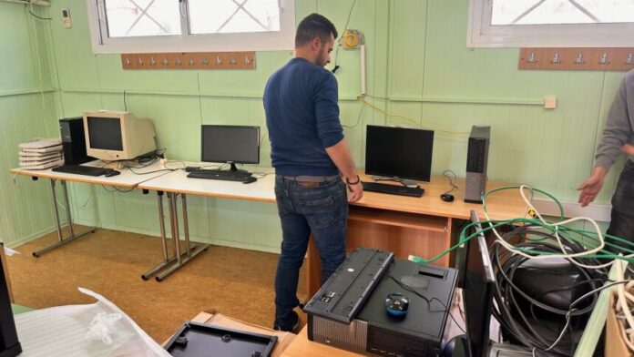 Αναβάθμιση τεχνολογικών εγκαταστάσεων στα σχολεία του Δήμου Μαλεβιζίου