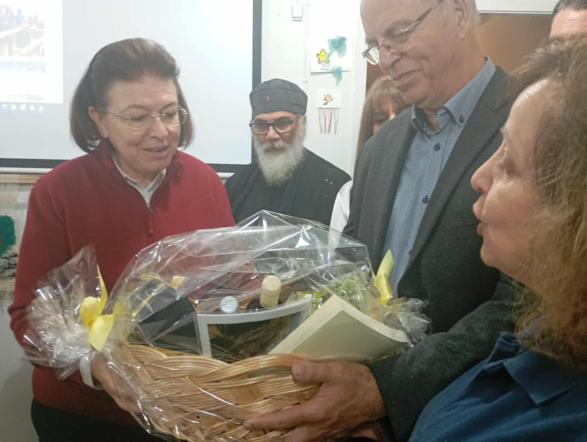 Πτολεμαΐδα: H Υπουργός Πολιτισμού εγκαινίασε τη δομή υφαντικής στη Βλάστη – Ανοίγει νέος κύκλος λειτουργίας